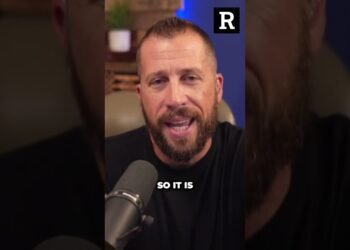 Surveillance Tactics: How to Evade Detection and Blend In #shorts