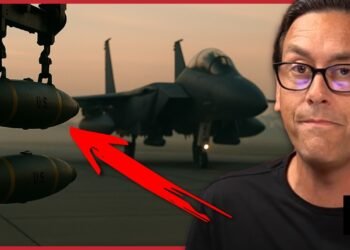 “They will use a lot of GRAVITY BOMBS to attack Iran” Col. Doug Macgregor | Redacted