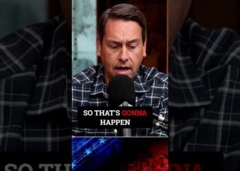 Trump’s Venezuela Ultimatum: War Imminent, Airspace Closed! #shorts