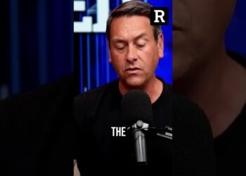 Iran War Imminent? Russia’s Shocking Statement & Bibi’s Cold Welcome! #shorts