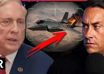 “This all about to collapse and Trump knows it” Col. Douglas Macgregor